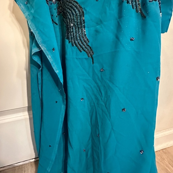 Narayan Lazer Teal Lehenga – Beaded Choli + Skirt – XS/S - Picture 3 of 10